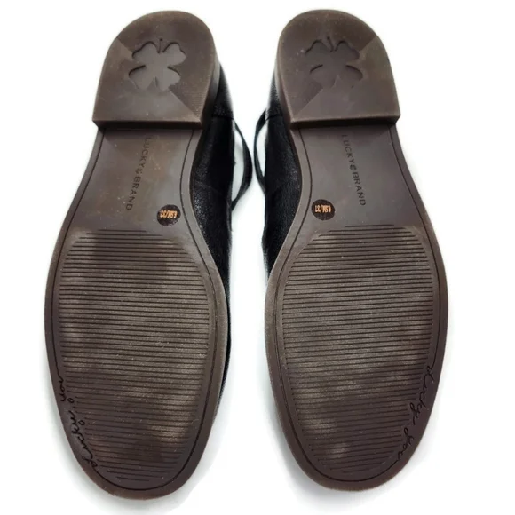 Lucky Brand Necia Black Leather Criss-Cross Mary-Jane Straps Round-Toe Flats - Picture 12 of 12